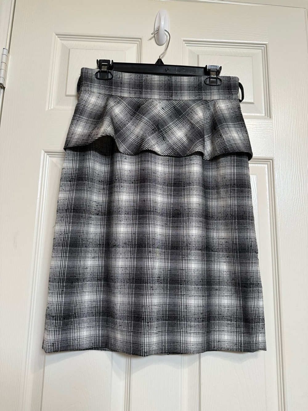 ANTONIO MELANI Peplum Skirt Size 6 🖤